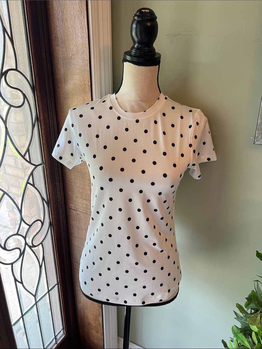 Express Lux Tee white with Black Polka Dots